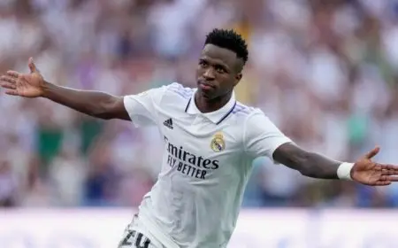 غموض بشأن تجديد عقد فينيسيوس جونيور مع ريال مدريد