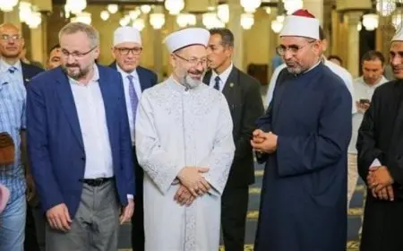 رئيس الشئون الدينية التركية يبرز فخر طلابنا بالدراسة في الأزهر الشريف