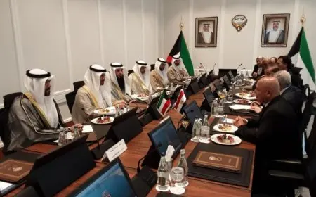 وزير يبحث تعزيز التعاون مع وزراء ومسؤولين كويتيين لتعزيز العلاقات الثنائية