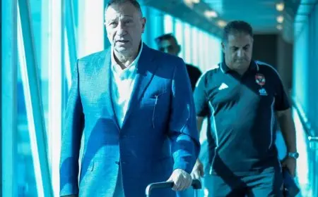 الخطيب، رئيس الأهلي المصري، يتوجه لإجراء فحوصات طبية جديدة في باريس