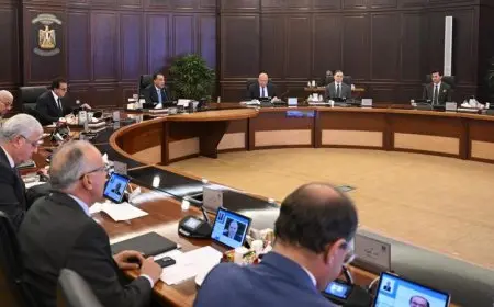 الوزراء يقر إنشاء لجنة دائمة لمتابعة وتحليل المؤشرات الدولية لتعزيز الأداء الحكومي
