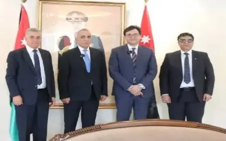 وزير الثقافة يبحث مع نظيره الأردنى التعاون فى التراث والموسيقى والمسرح