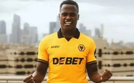 وولفرهامبتون يعلن توقيع عقد مع جون أرياس لمدة 4 مواسم