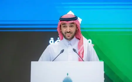 وزير الرياضة السعودي: تخصيص الأندية الثلاثة يمثل لحظة تاريخية