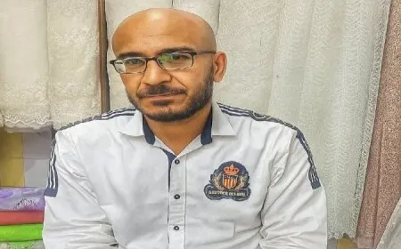 العمر ليس عائقاً محمد الحوفي أكبر طالب في ثانوية الإسكندرية يتحدى الأربعين ويحقق حلمه في دراسة الحقوق ليكون صوتاً للظالمين