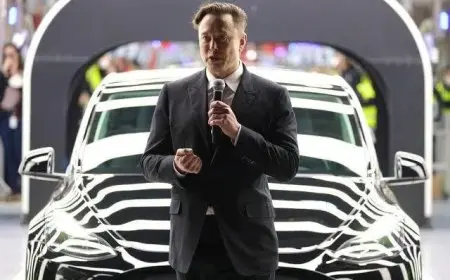 «قد نواجه تحديات صعبة».. تراجع أسهم تسلا بعد تصريحات ماسك