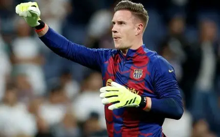تير شتيغن يخضع لجراحة ويضع برشلونة في موقف صعب