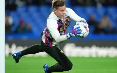 برشلونة يؤكد إجراء جراحة لتير شتيغن ويحتفظ بمدة غيابه في سرية