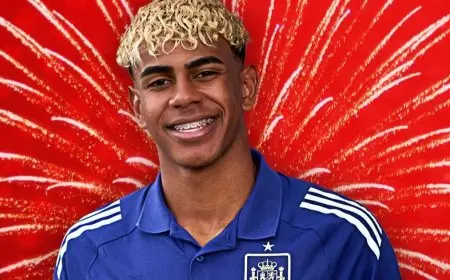 جائزة ماركا: يامال يُتوّج كأفضل لاعب في العالم وصلاح يغيب عن المنافسة