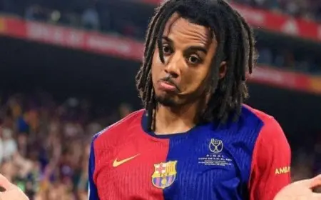 برشلونة يمدد عقد المدافع جول كوندي لـ3 مواسم