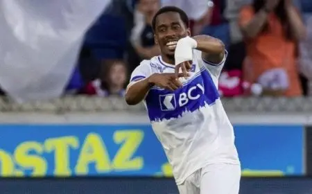 وكيل تيدي أوكو يفاجئ الزمالك: «لن يلعب لناديكم أبدًا»