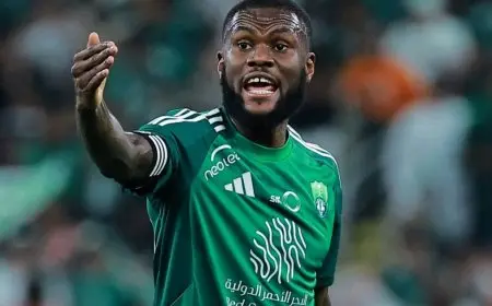 نادٍ إنجليزي ينافس فيورنتينا على كيسي.. واللاعب متمسك بجدة