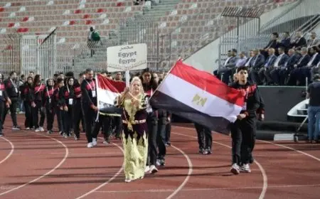 ياسر إدريس يزور بعثة مصر في دورة الألعاب الإفريقية للمدارس بالجزائر للاطمئنان عليهم