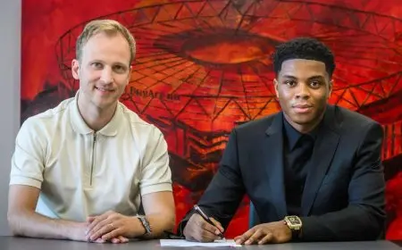 تن هاغ يتجول في مانشستر.. باير ليفركوزن يتعاقد مع موهبة مانشستر سيتي