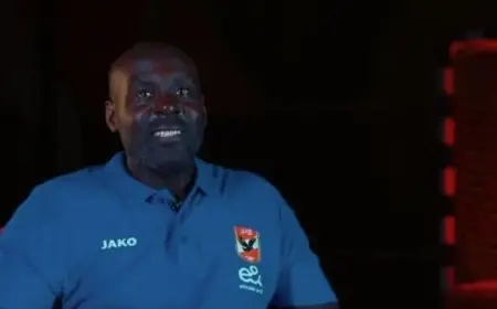 ديفيد ديفيز: متحمس للعودة لقيادة الأهلي وسنواصل القتال للبقاء في المرتبة الأولى