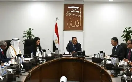 مدبولي يناقش مع الرئيس التنفيذي للمؤسسة الدولية الإسلامية لتمويل التجارة سبل تعزيز التعاون التجاري