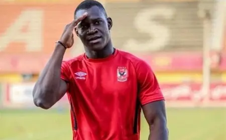 لماذا يمتنع أليو ديانج عن تجديد عقده مع الأهلي؟ وما صحة عرض بيراميدز؟