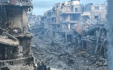 استشهاد 78 فلسطينيا فى غزة فى غارات إسرائيلية