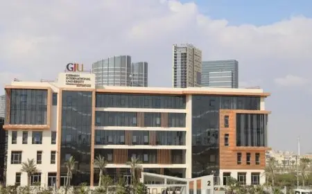 الألمانية بالقاهرة والدولية تمنح أوائل الثانوية العامة منح دراسية كاملة