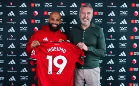 مبيومو يعلن عن اسم اللاعب الذي أقنعه بالانتقال إلى مانشستر يونايتد