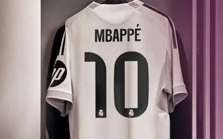 رسمياً.. الرقم 10 يزين قميص كيليان مبابي مع ريال مدريد