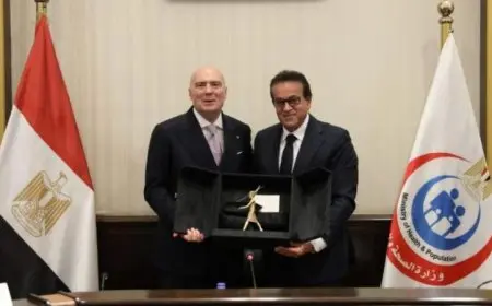 وزير الصحة المصري يعقد مباحثات لتعزيز الشراكة مع إيطاليا في قطاع الصناعات الدوائية