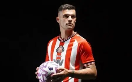 سندرلاند يعيد غرانيت تشاكا إلى الدوري الإنجليزي الممتاز