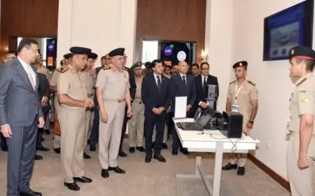 رئيس الأركان يفتتح المؤتمر العلمي الدولي الخامس للإتصالات وتعزيز الابتكار في التكنولوجيا