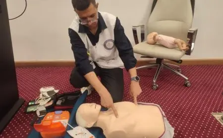 الصحة تبدأ المرحلة الرابعة من تدريب موظفي الحكومة على استخدام أجهزة الإنقاذ الحياة AED