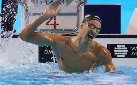 إنجاز تاريخي.. التونسي أحمد الجوادي يُتوَّج ببطولة العالم في سباق 800 متر سباحة حرة