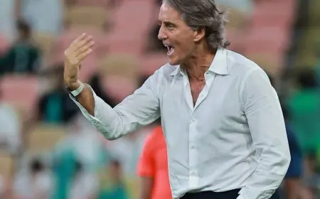 روبرتو مانشيني مرشح لتولي تدريب بشكتاش بعد سولشاير