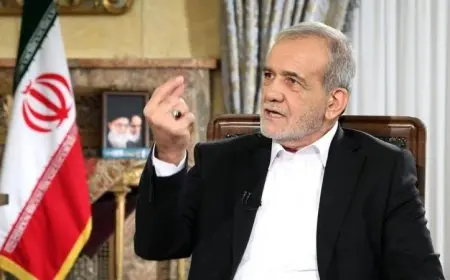 الرئيس الإيراني يؤكد قوة وحدة الشعب في مواجهة التحديات وضغوط القوى الخارجية