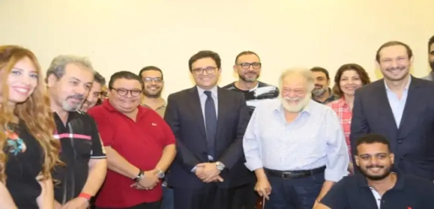 وزير الثقافة يشهد افتتاح العرض المسرحى «الملك لير» بالمسرح القومى