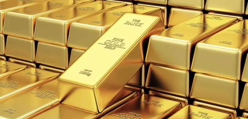 الذهب يحافظ على قوته مع تقييم المستثمرين لرفع الرسوم الجمركية الأمريكية