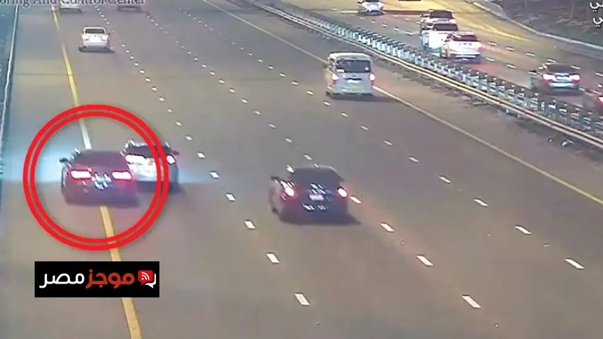 القيادة الليلية دون إنارة.. مخالفة مرورية قد تقود لحوادث جسيمة في الإمارات