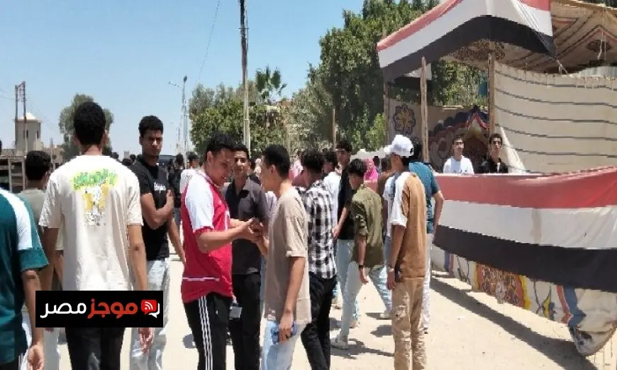 طلاب الثانوية العامة في الفيوم يواجهون امتحان كيمياء صعب بينما يجدون الجغرافيا سهلة