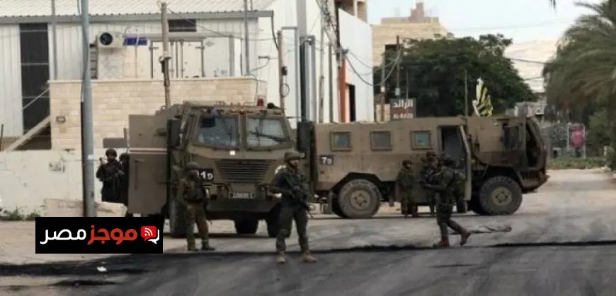الاحتلال الإسرائيلى يدفع بتعزيزات عسكرية إلى طولكرم ويتمركز فى الحى الغربى منها