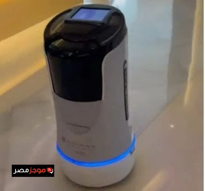 روبوتات ذكية تغزو الصين لتوصيل الطلبات كبديل للعنصر البشري فيديو