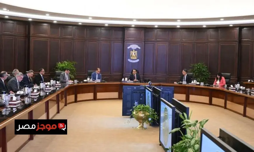 مدبولي يشرف على تقدم إنشاء مركز عالمي لتخزين وتوريد وتجارة الحبوب والغلال