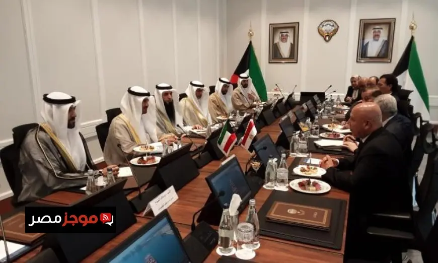 وزير يبحث تعزيز التعاون مع وزراء ومسؤولين كويتيين لتعزيز العلاقات الثنائية