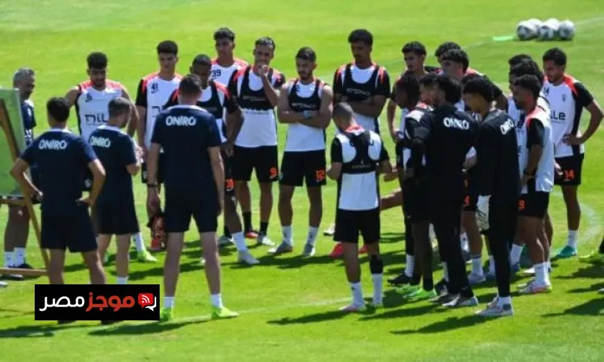 تدريبات مكثفة للاعبي الزمالك خلال المران وتقسيمة مثيرة تعزز espíritu الفريق