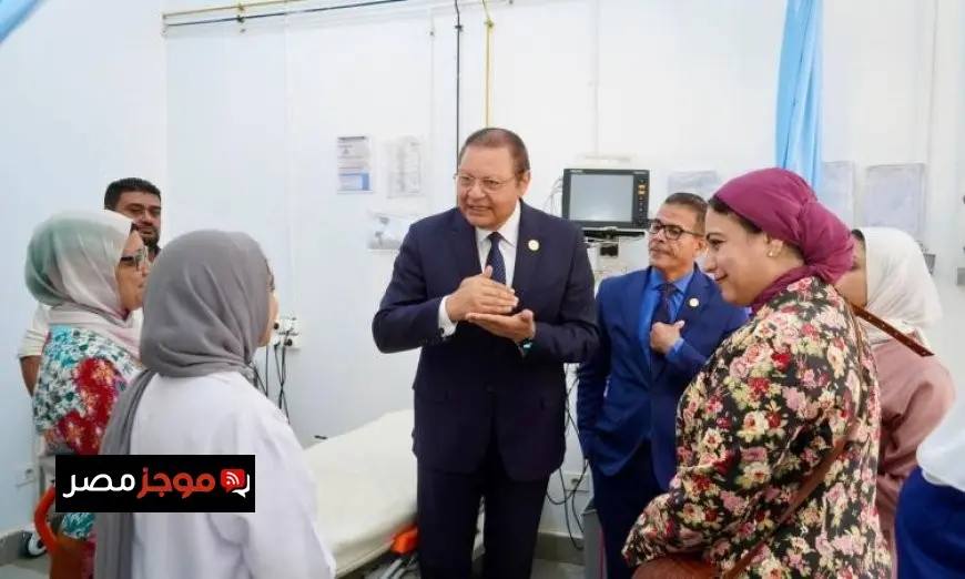 رئيس الاعتماد والرقابة الصحية يقوم بجولة تفقدية لمستشفيي رأس الحكمة والضبعة المركزيين