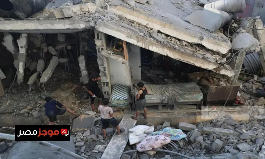 قصف إسرائيلي يستهدف مدرسة في غزة يسفر عن شهداء وجرحى