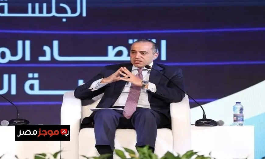 وزير الشؤون النيابية يشدد على دور الشباب في مواجهة المعلومات المضللة وتعزيز التوعية التصحيحية