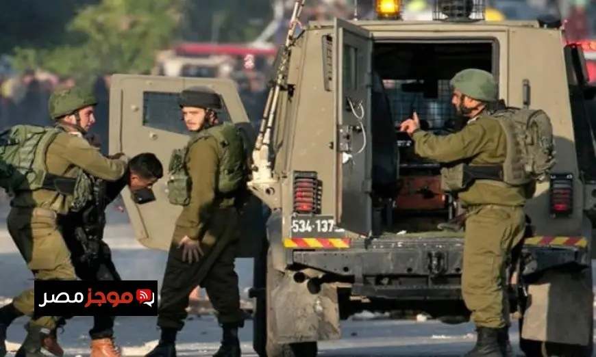 اعتقال 30 فلسطينيا في الضفة الغربية على يد الاحتلال الإسرائيلي
