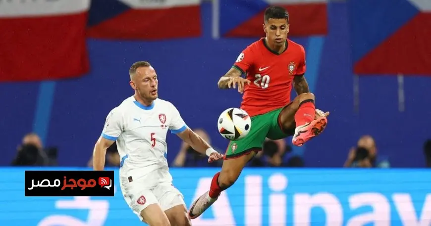مورينيو يطالب بالتعاقد مع مدافع الهلال السعودي بعد فترة من الزمن