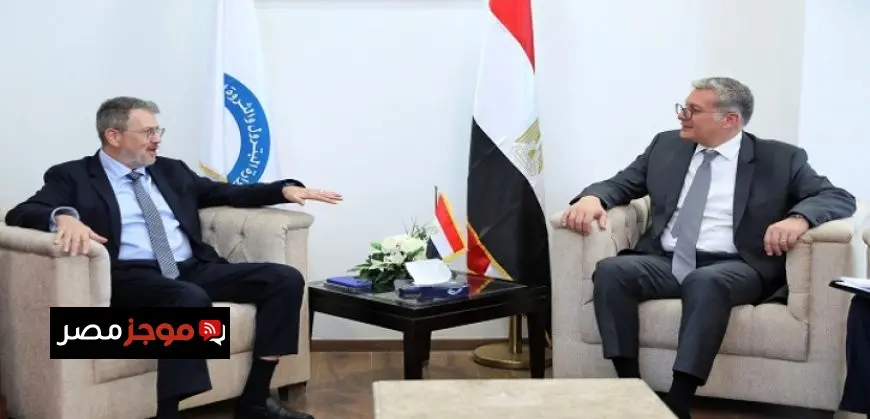 وزير البترول يعقد جلسة مباحثات مشتركة مع الرئيس التنفيذى للمؤسسة الدولية الإسلامية لتمويل التجارة لتعزيز سبل التعاون