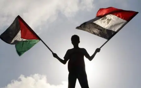 الحكومة الفلسطينية تشيد بمساهمة مصر الفعالة في إغاثة غزة واستعدادها لإعادة الإعمار