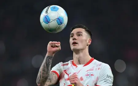 نيوكاسل يتقدّم بعرض رسمي لضم بنجامين سيسكو من لايبزيغ