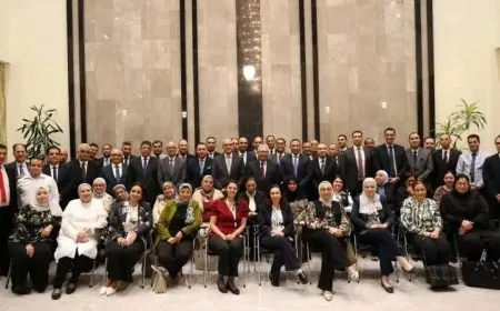 سفير مصر في الكويت يؤكد إجراء انتخابات مجلس الشيوخ بسلاسة ونجاح